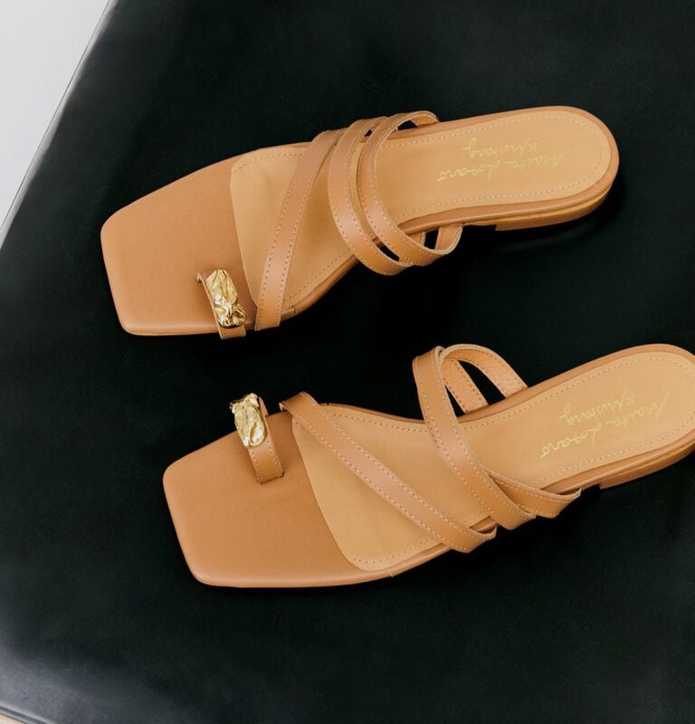 Sandalias planas Necane